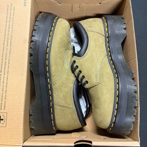 Dr Martens 8053 Quad Tumbled Nubuck Leather Platform Oxfords Muted Olive - Picture 1 of 8